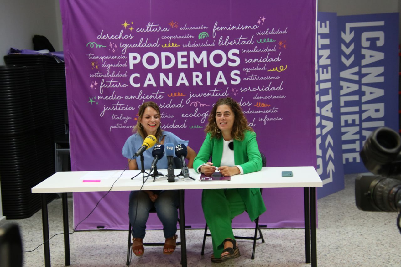 Podemos exige la dimisión de la consejera de Bienestar Social y se ofrece a enseñar a como gestionar la Consejería a quien la sustituya Podemos exige la dimisión de la consejera de Bienestar Social y se ofrece a enseñar a como gestionar la Consejería a quien la sustituya